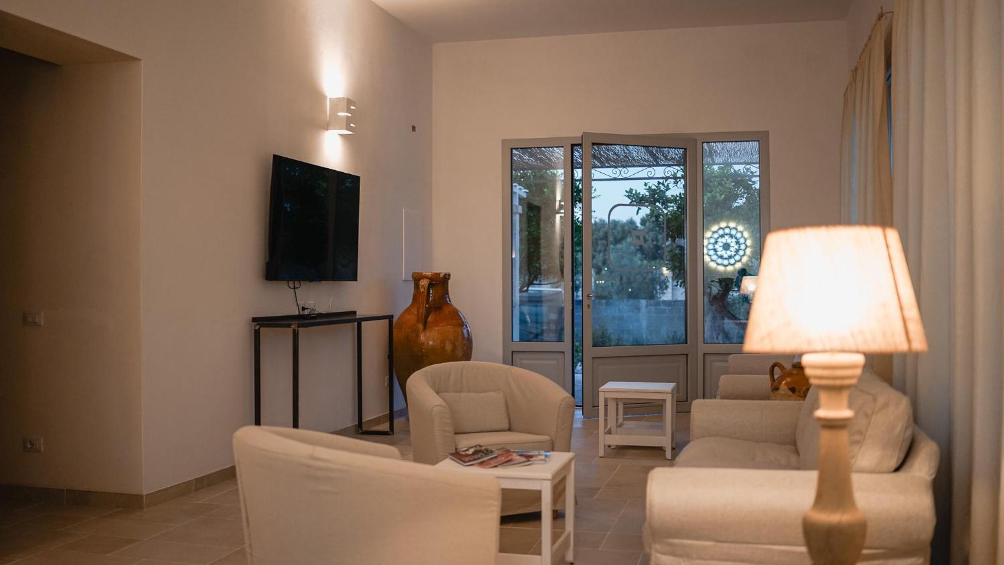 San Lorenzo Camere&Suites Lizzanello Buitenkant foto